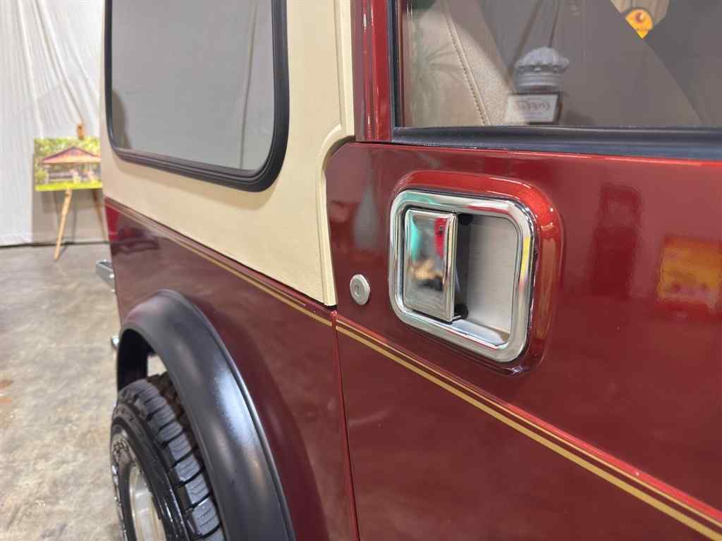 1984-jeep-cj7-renegade-for-sale-36