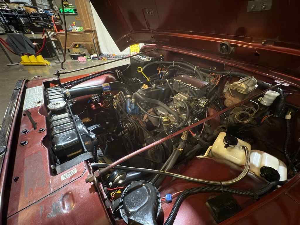 1984-jeep-cj7-renegade-for-sale-63