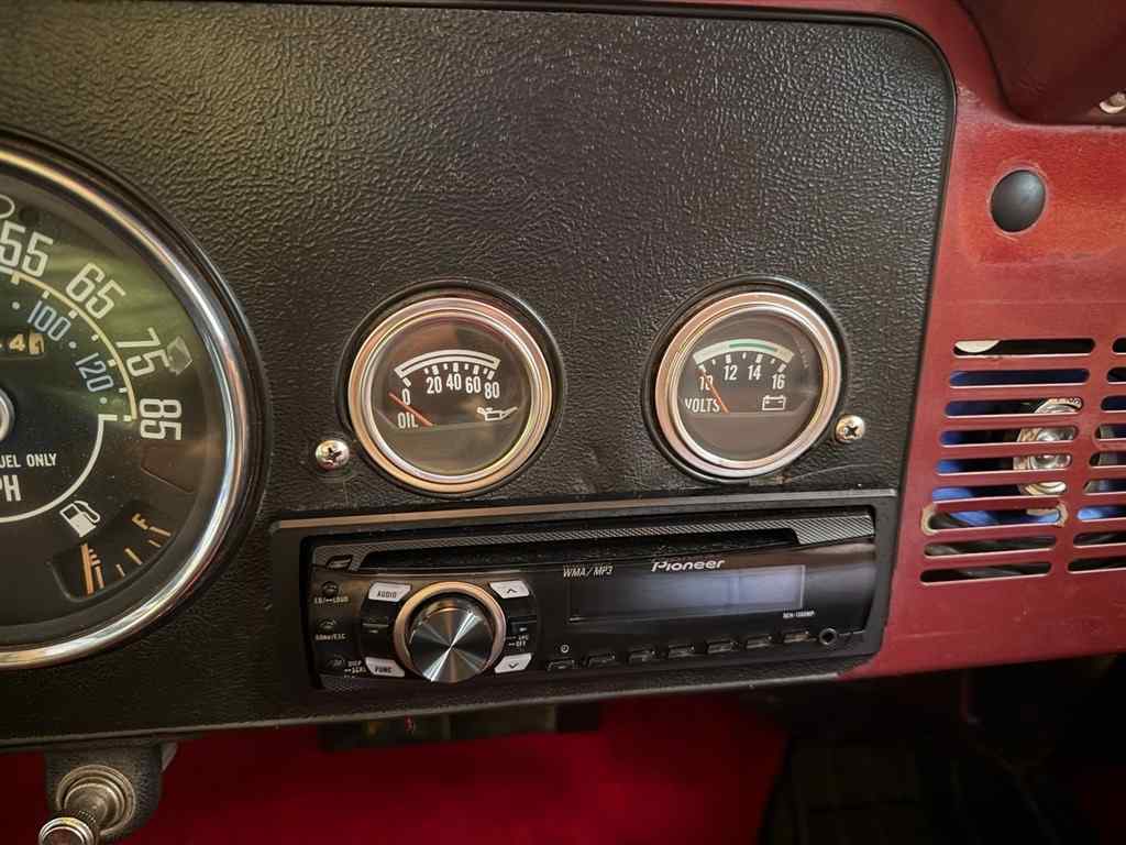 1984-jeep-cj7-renegade-for-sale-76