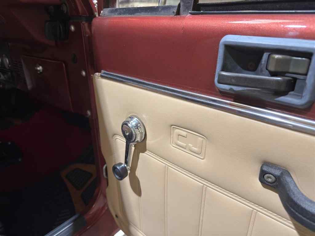 1984-jeep-cj7-renegade-for-sale-83
