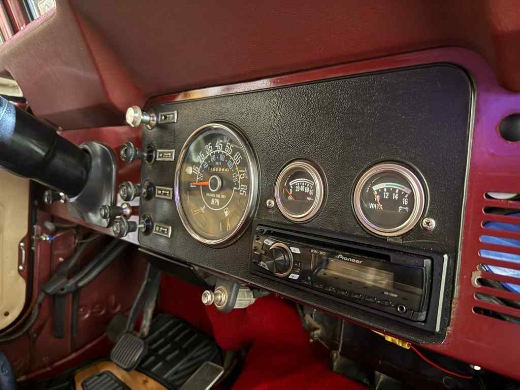 1984-jeep-cj7-renegade-for-sale-86