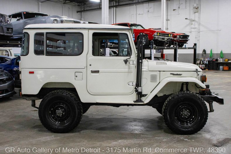 1984-toyota-land-cruiser-fj40-for-sale-detroit-mi-06