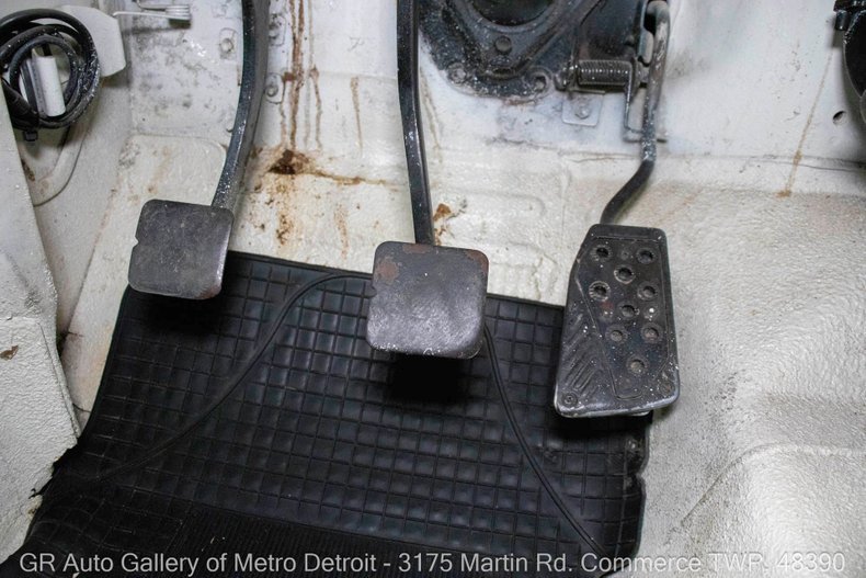 1984-toyota-land-cruiser-fj40-for-sale-detroit-mi-28