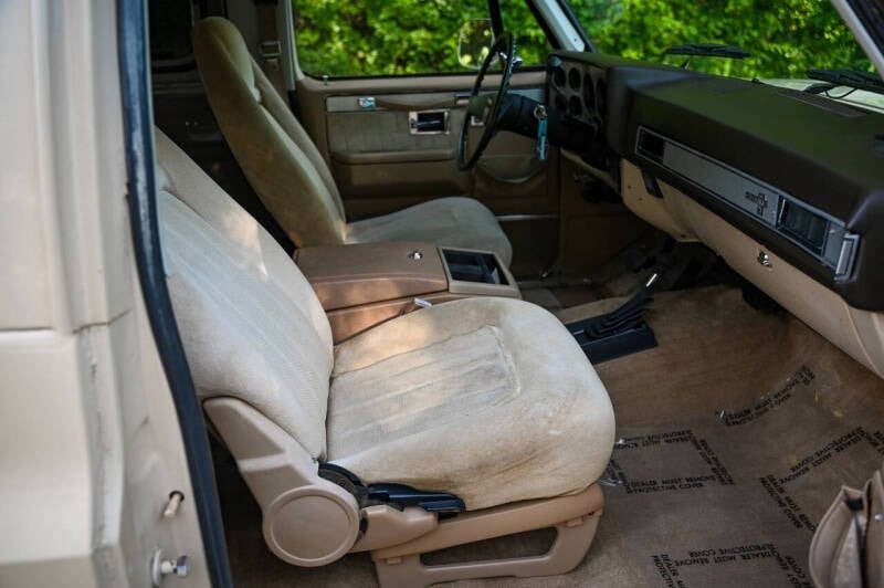 1986-chevrolet-k5-blazer-silverado-for-sale-109