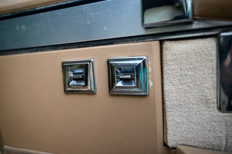 1986-chevrolet-k5-blazer-silverado-for-sale-113