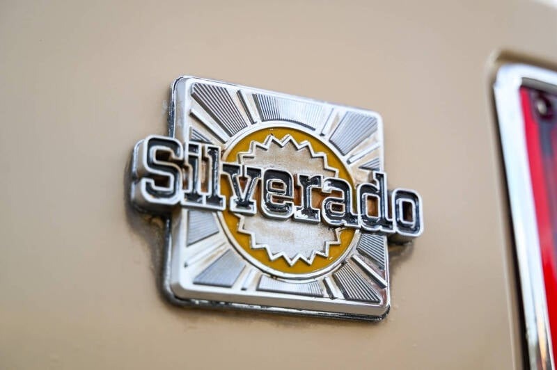 1986-chevrolet-k5-blazer-silverado-for-sale-14