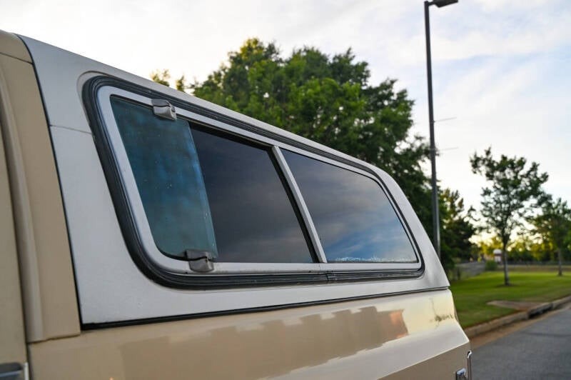 1986-chevrolet-k5-blazer-silverado-for-sale-15