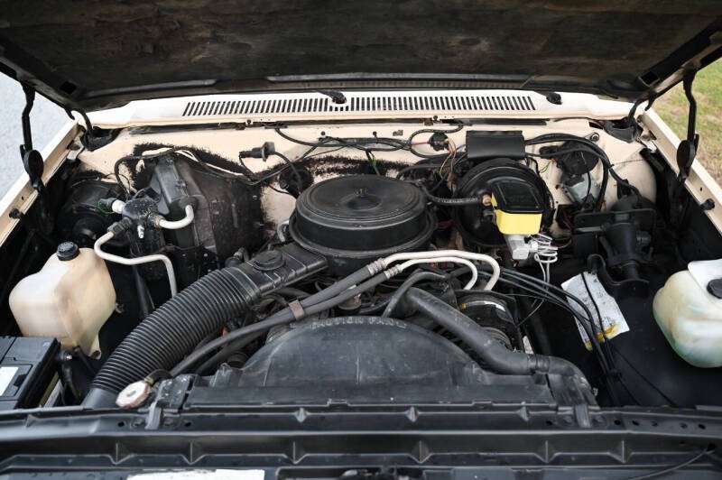 1986-chevrolet-k5-blazer-silverado-for-sale-2