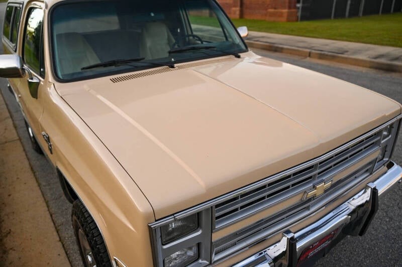 1986-chevrolet-k5-blazer-silverado-for-sale-29