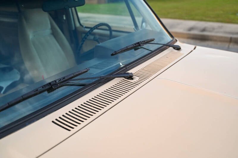 1986-chevrolet-k5-blazer-silverado-for-sale-31