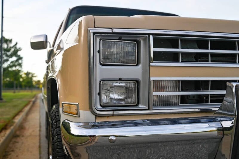 1986-chevrolet-k5-blazer-silverado-for-sale-32