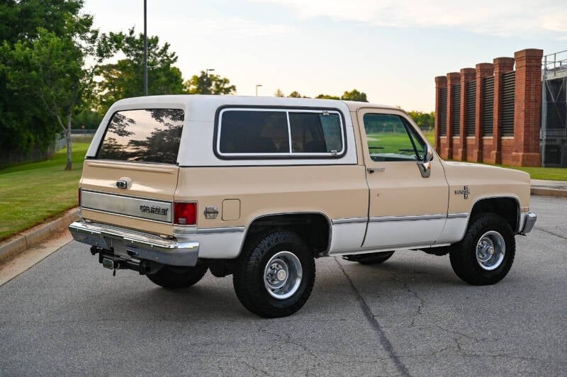 1986-chevrolet-k5-blazer-silverado-for-sale-56