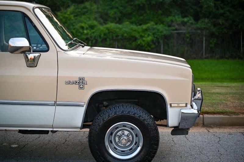 1986-chevrolet-k5-blazer-silverado-for-sale-61
