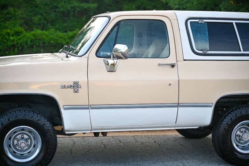 1986-chevrolet-k5-blazer-silverado-for-sale-8