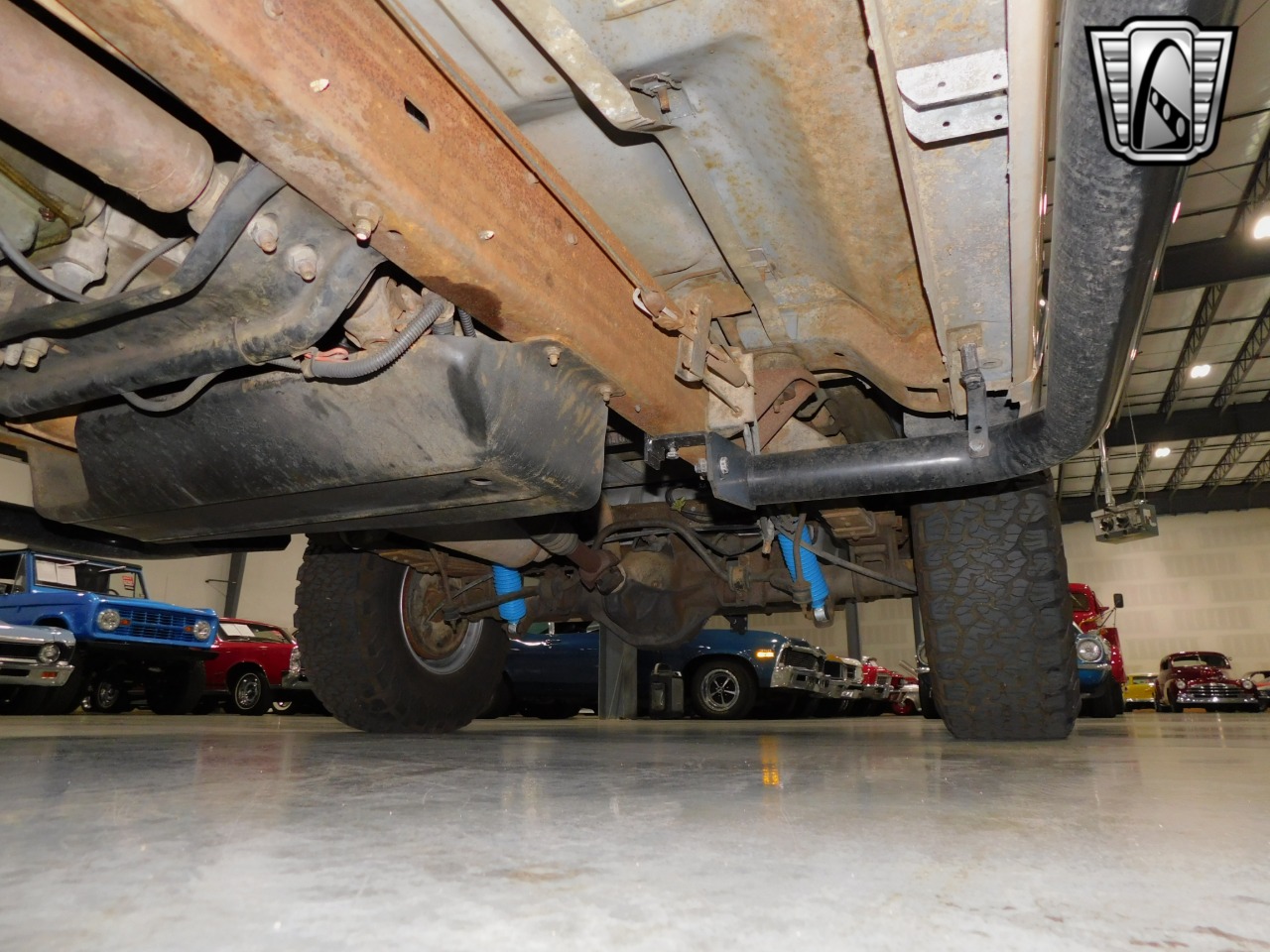 1987-ford-bronco-eddie-bauer-for-sale-09