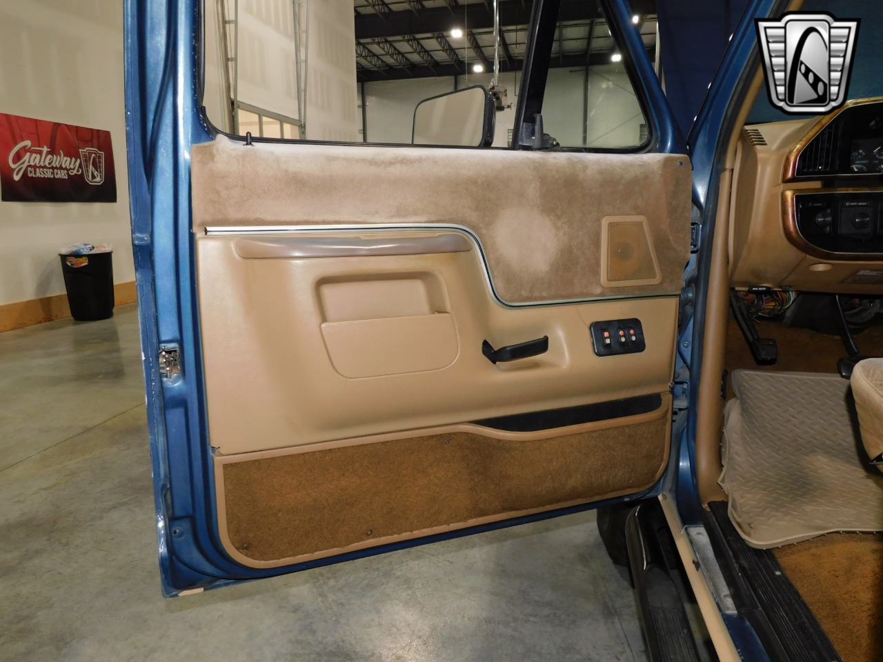 1987-ford-bronco-eddie-bauer-for-sale-50
