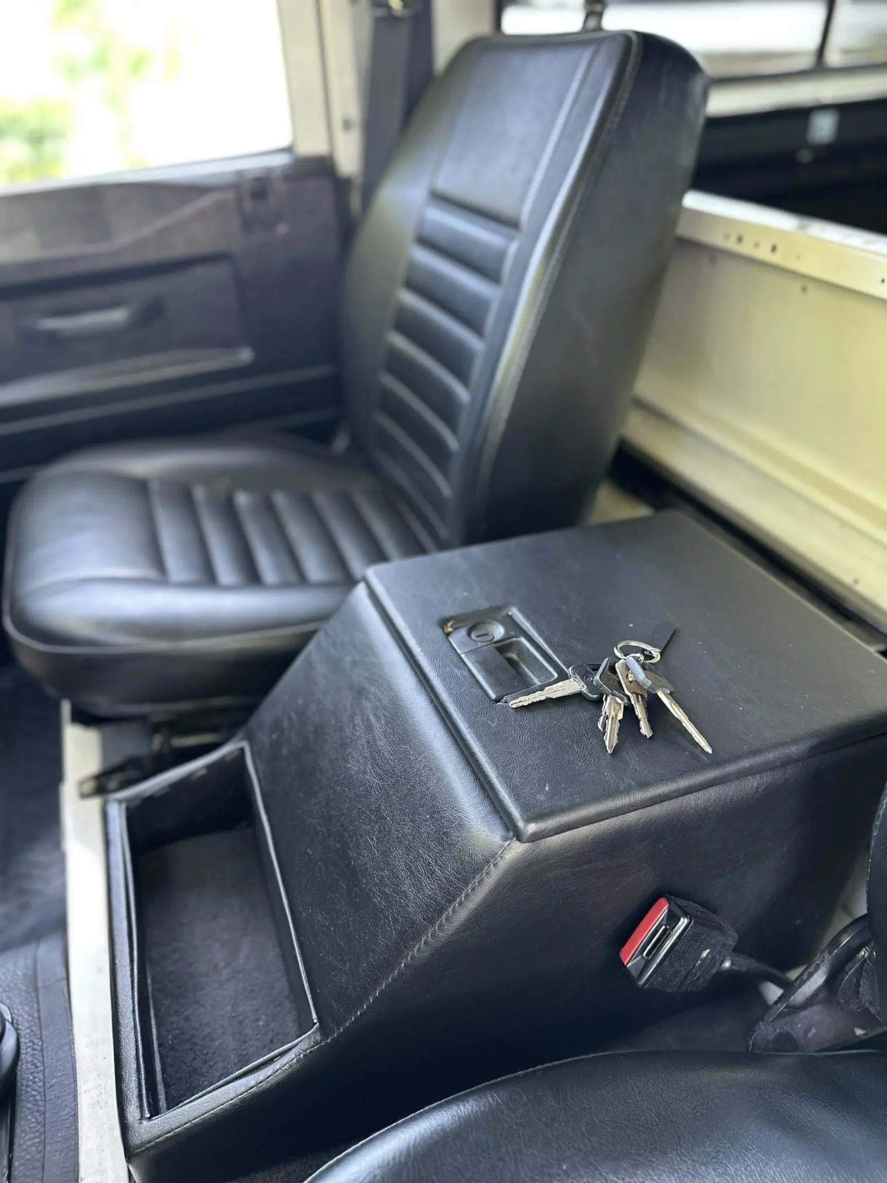 1987-land-rover-defender-90-for-sale-norfolk-va-34