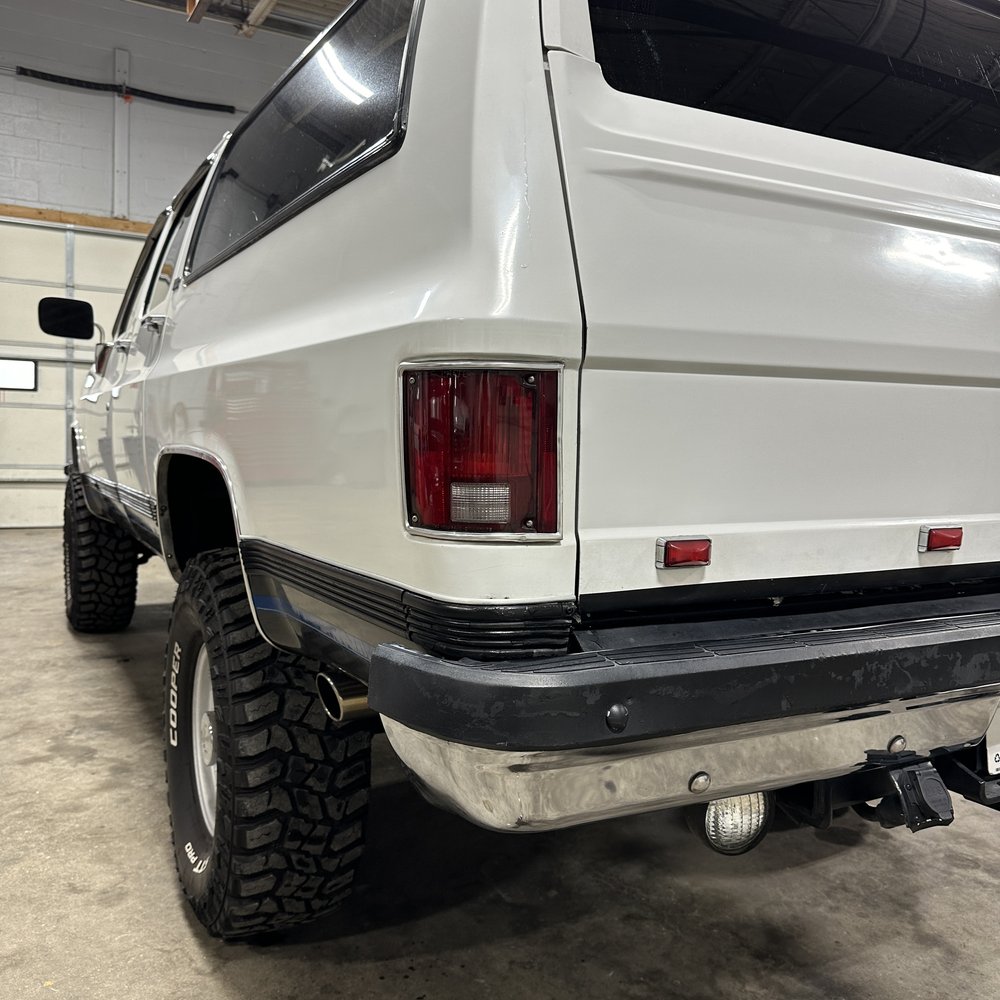 1989-chevrolet-suburban-2500-for-sale-10