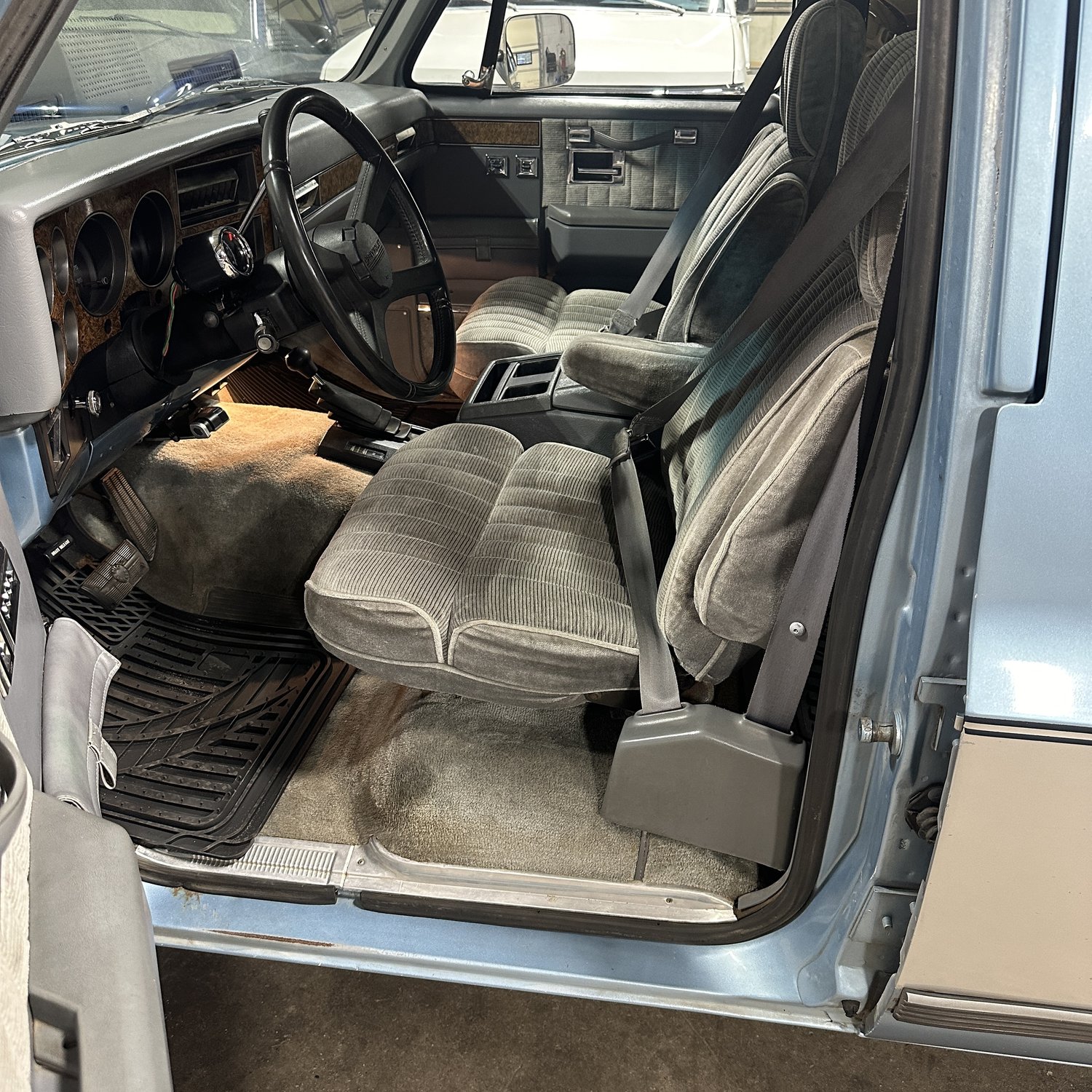 1989-chevrolet-suburban-2500-for-sale-indiana-19