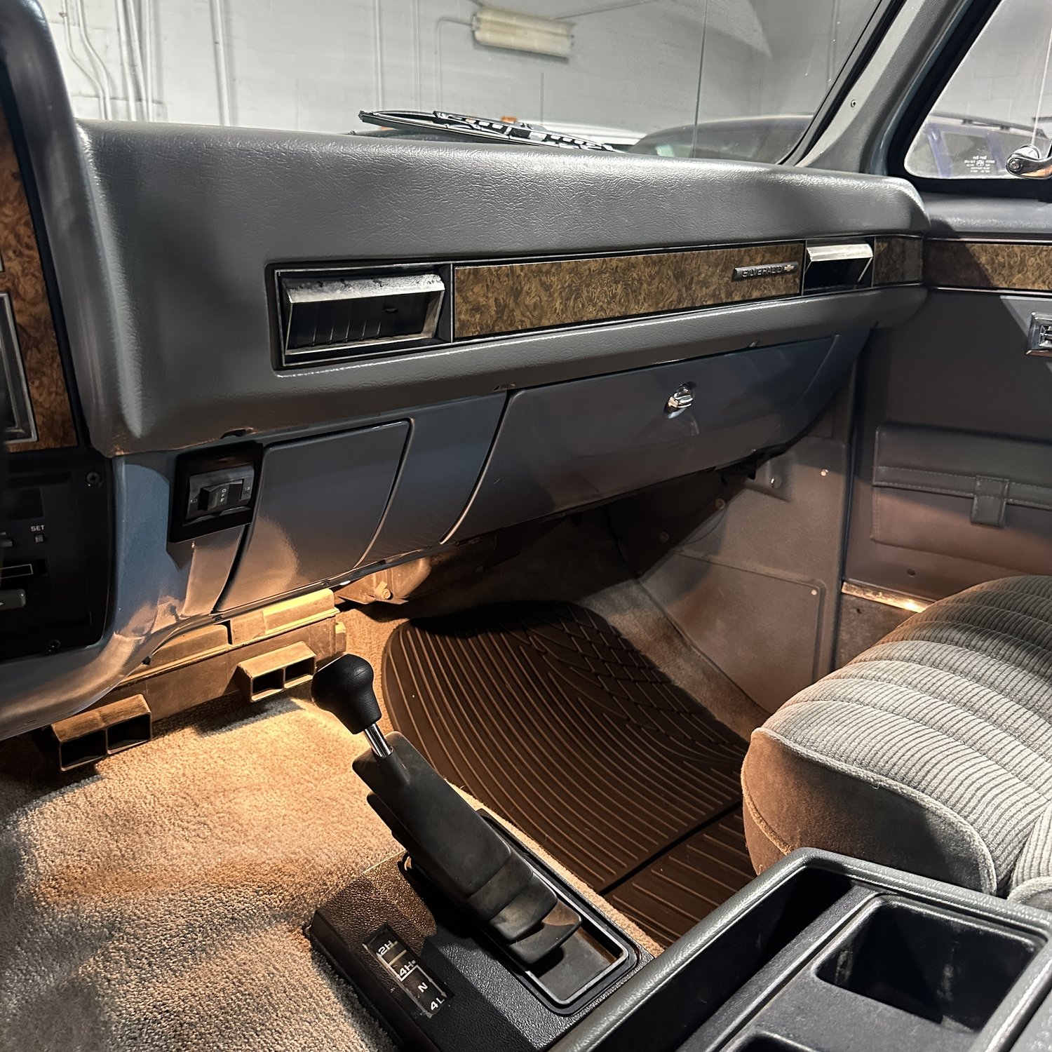 1989-chevrolet-suburban-2500-for-sale-indiana-21