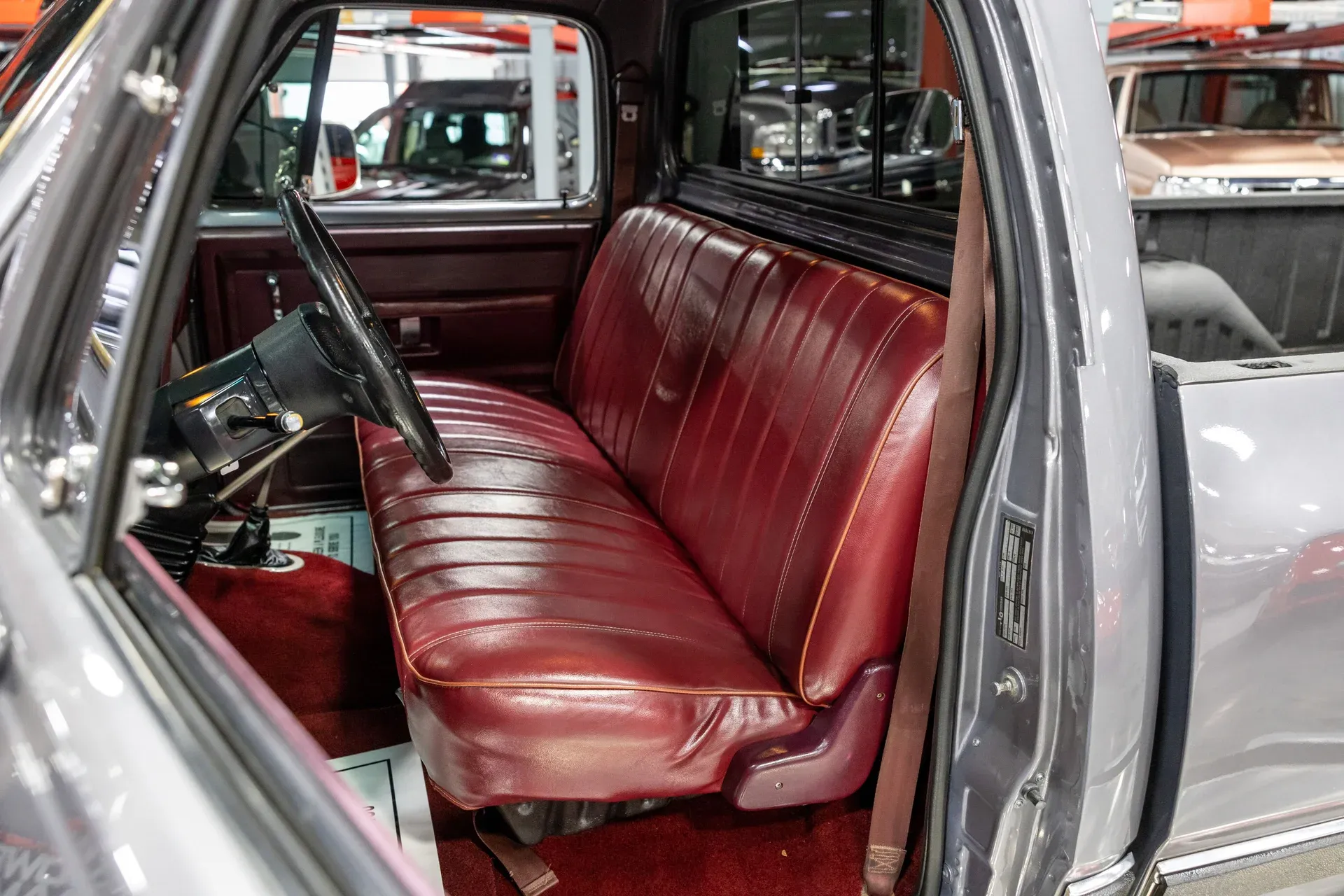 1989-dodge-3-4-ton-trucks-w250-sweptline-4wd (28)