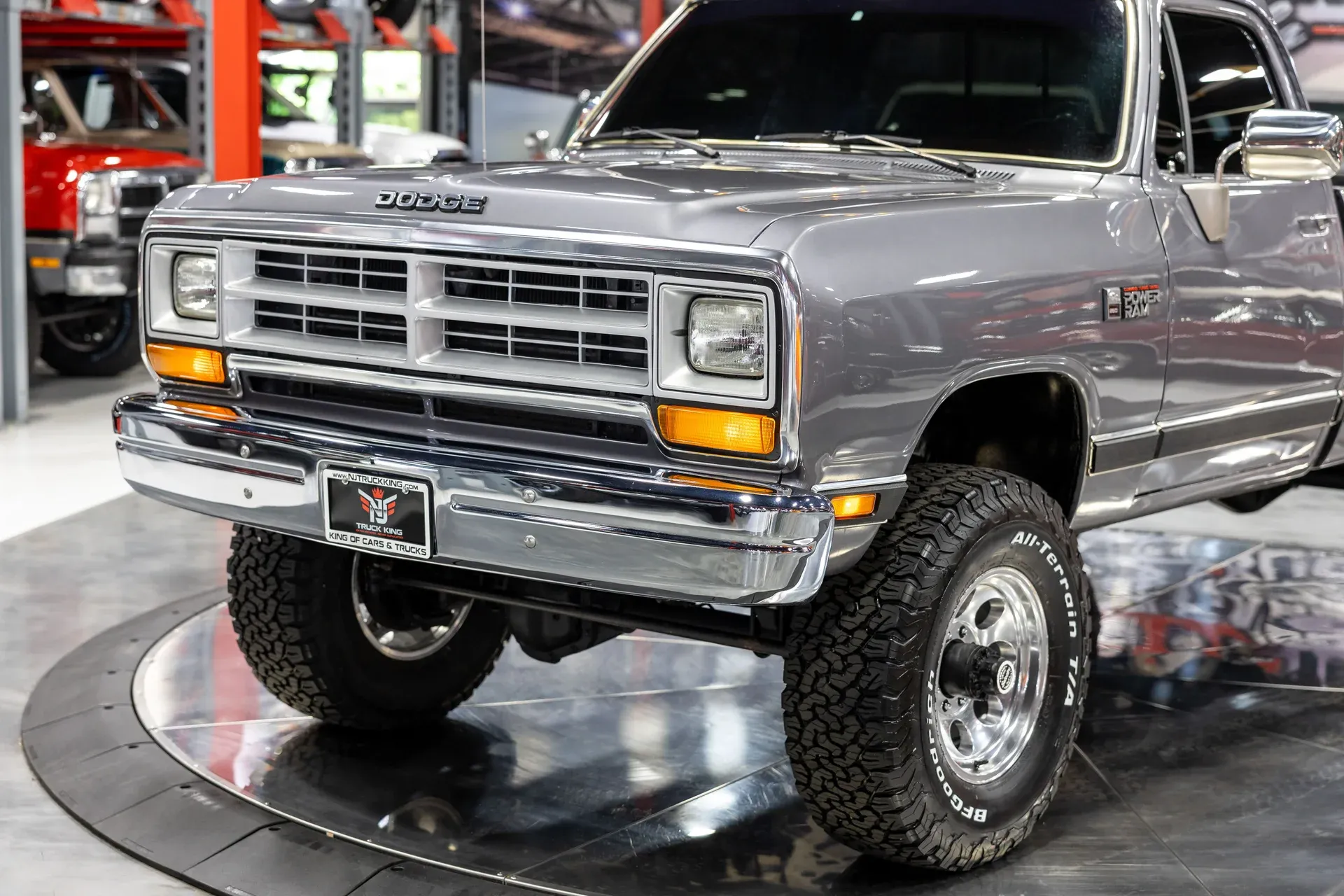 1989-dodge-3-4-ton-trucks-w250-sweptline-4wd (4)
