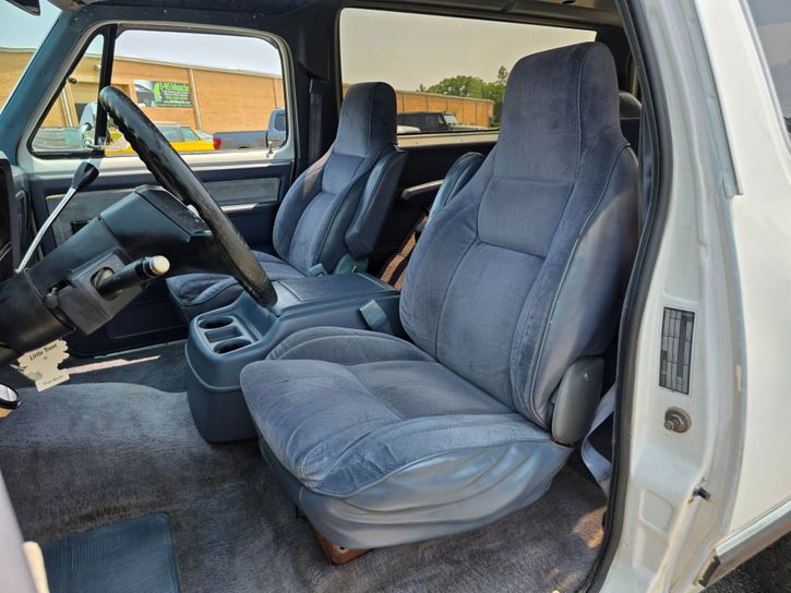 1989-dodge-ramcharger-royal-se-for-sale-13