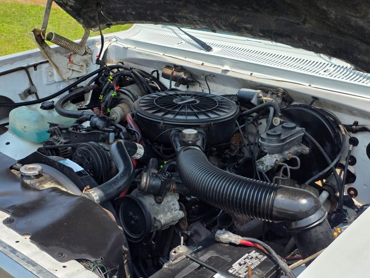 1989-dodge-ramcharger-royal-se-for-sale-23