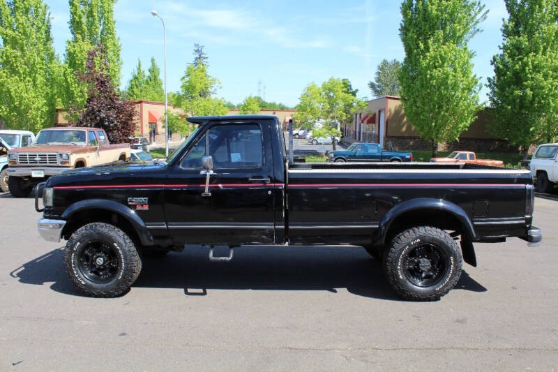 1989-ford-f-250-xlt-lariat-2dr-4wd-standard-cab-lb-hd (1)