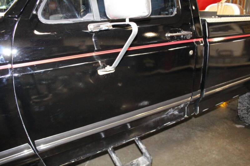 1989-ford-f-250-xlt-lariat-2dr-4wd-standard-cab-lb-hd (29)