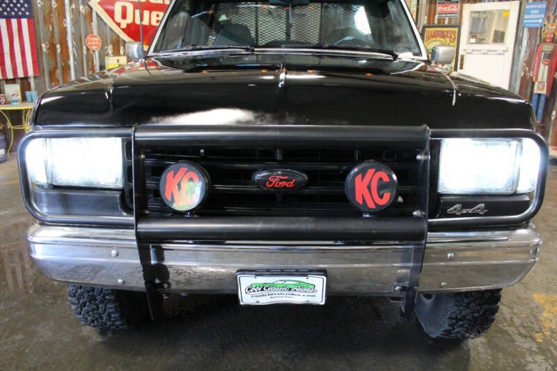 1989-ford-f-250-xlt-lariat-2dr-4wd-standard-cab-lb-hd (35)