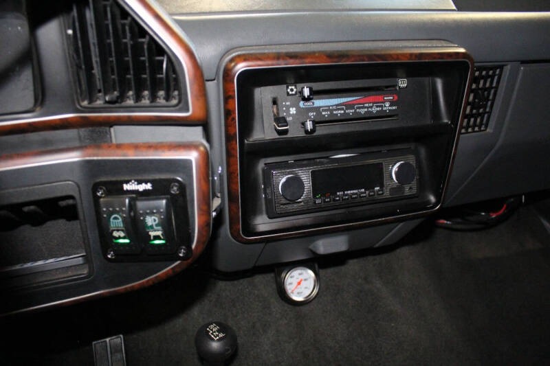 1989-ford-f-250-xlt-lariat-2dr-4wd-standard-cab-lb-hd (46)