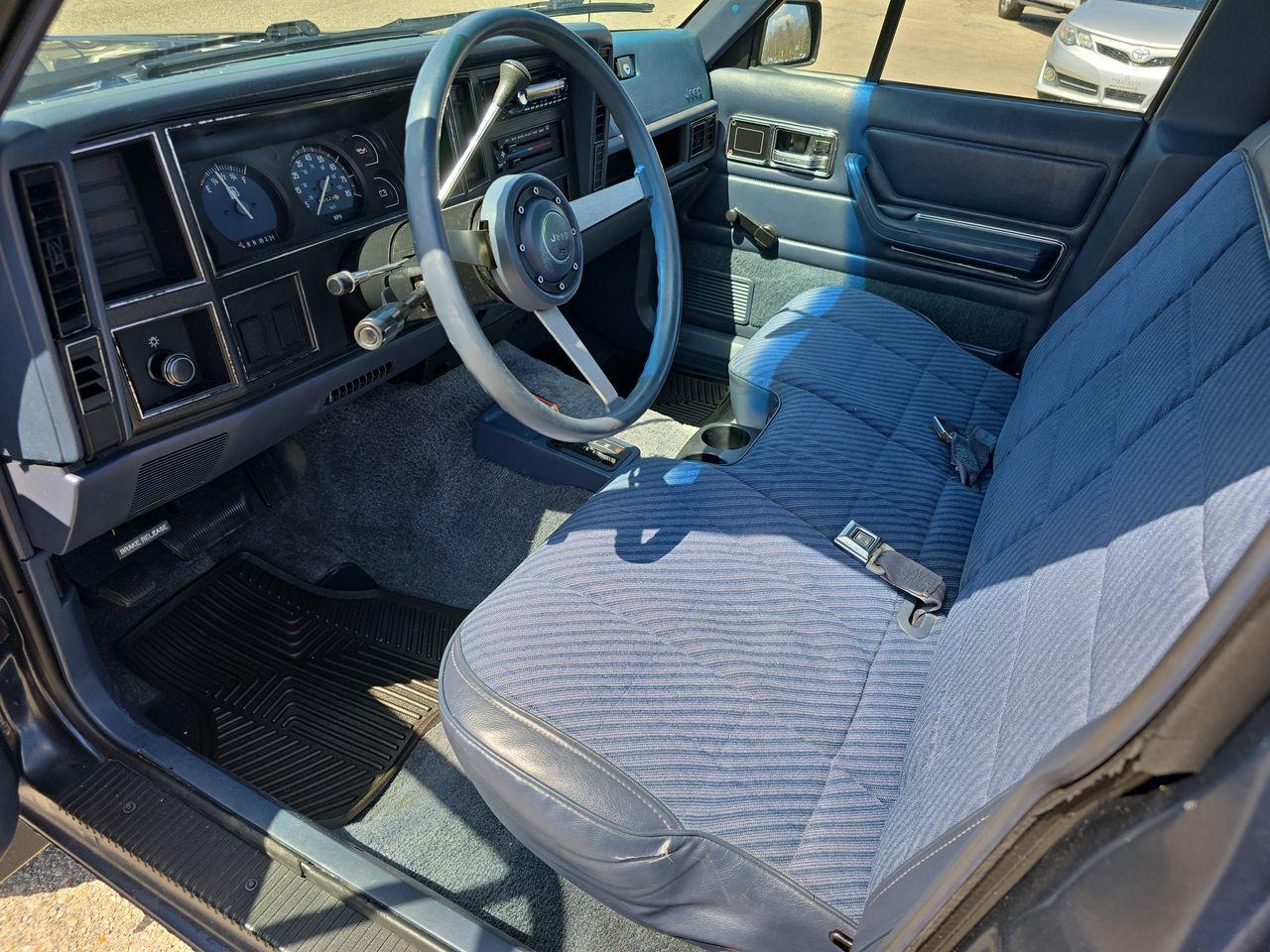 1989-jeep-comanche-for-sale-4