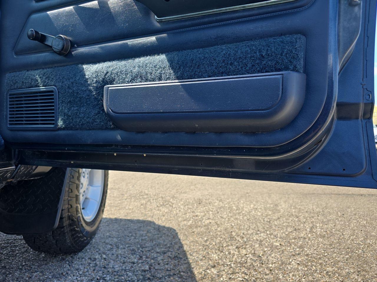 1989-jeep-comanche-for-sale-44