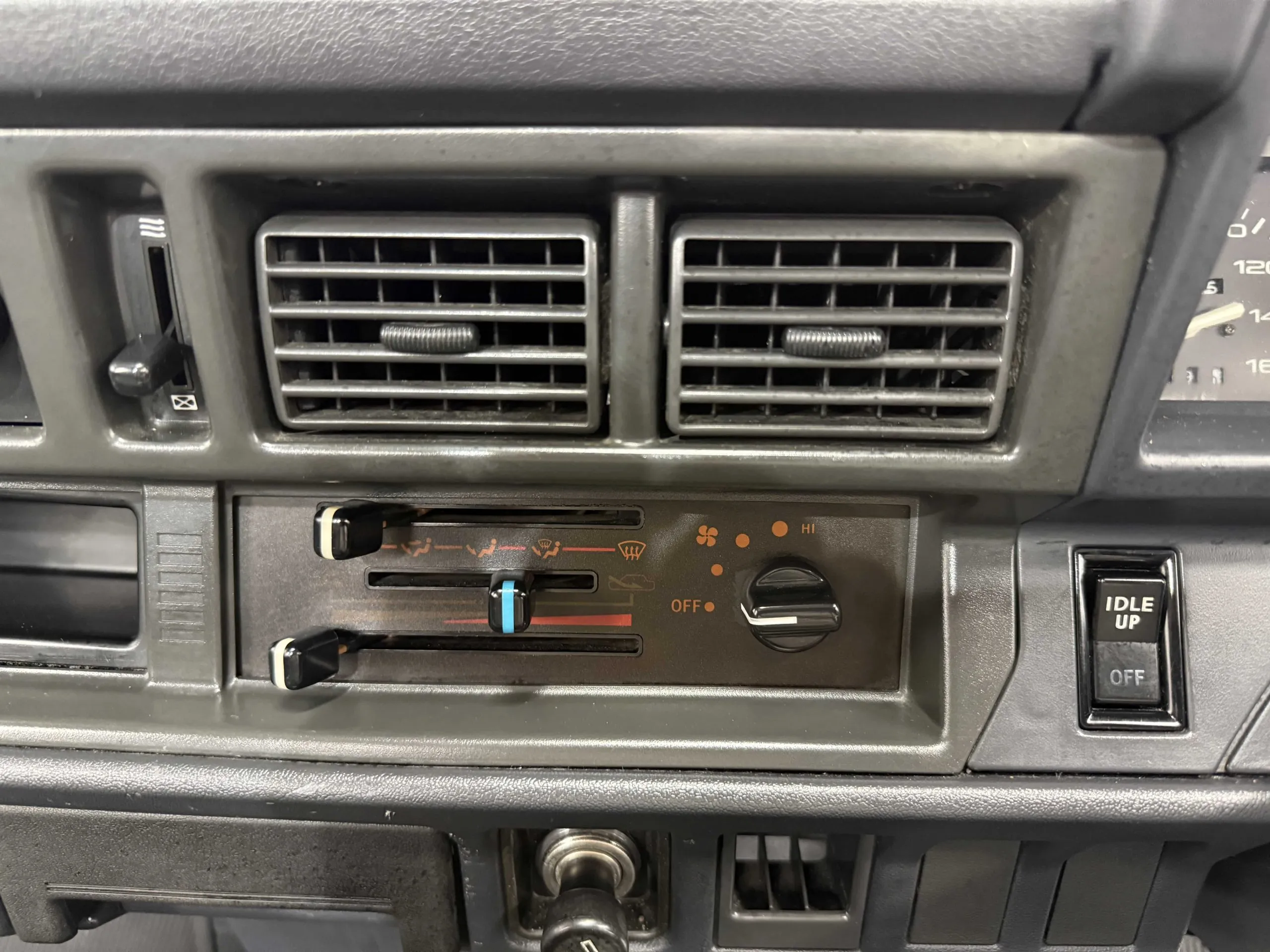 1989-toyota-townace-custom-for-sale-41