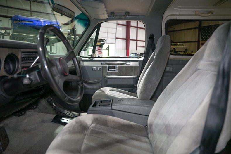 1990-gmc-jimmy-high-sierra (19)