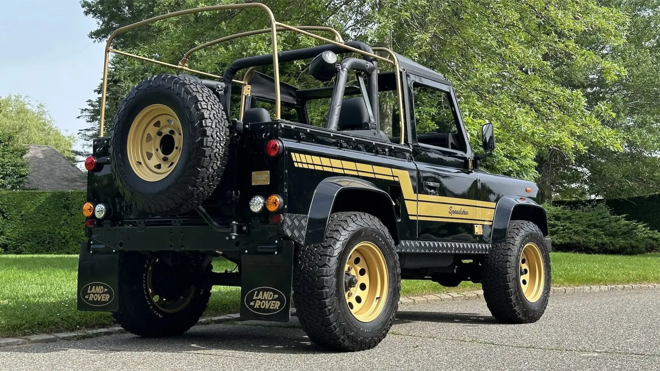 1990-land-rover-defender-90-for-sale-southampton-ny-13