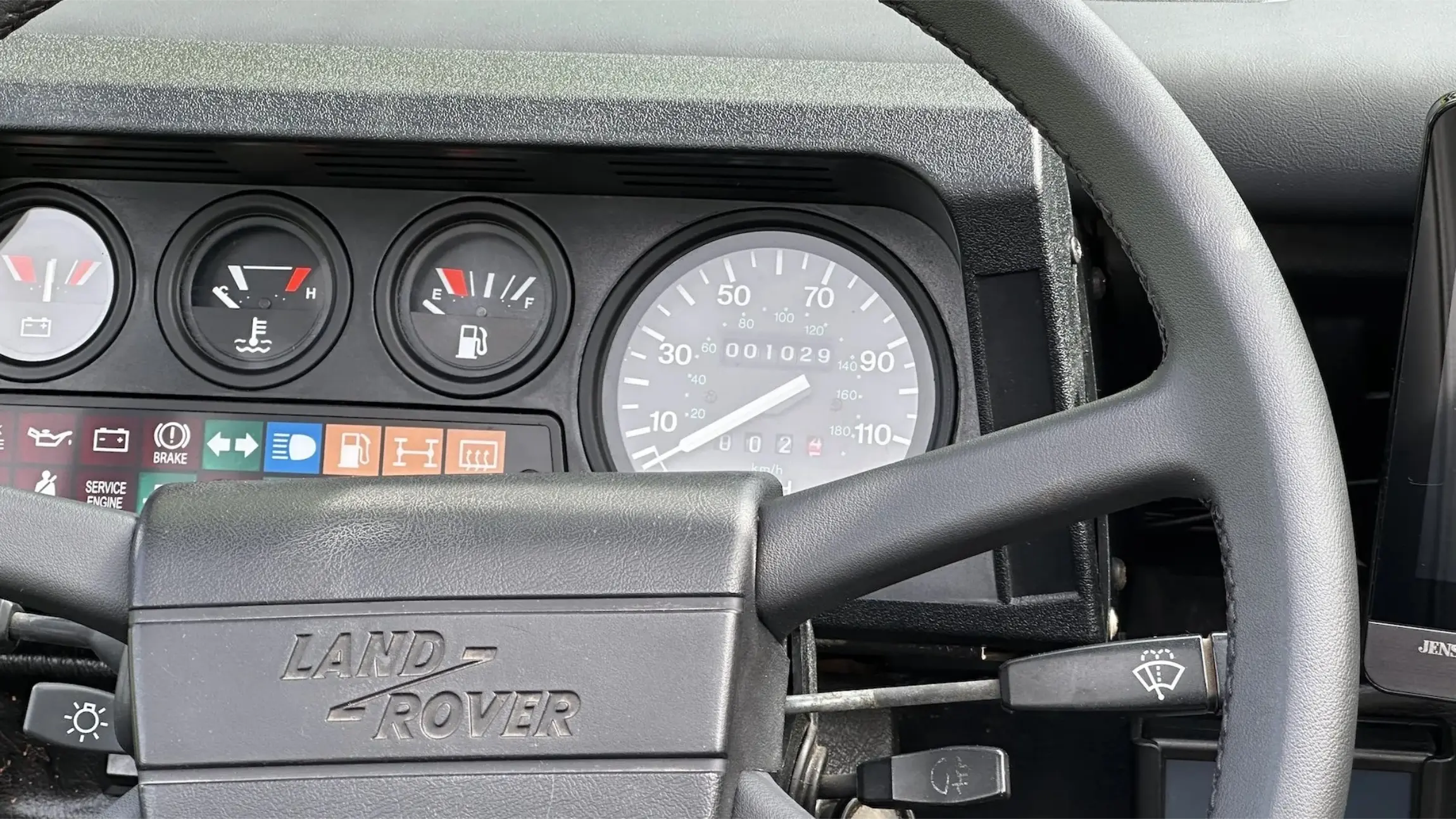 1990-land-rover-defender-90-for-sale-southampton-ny-27