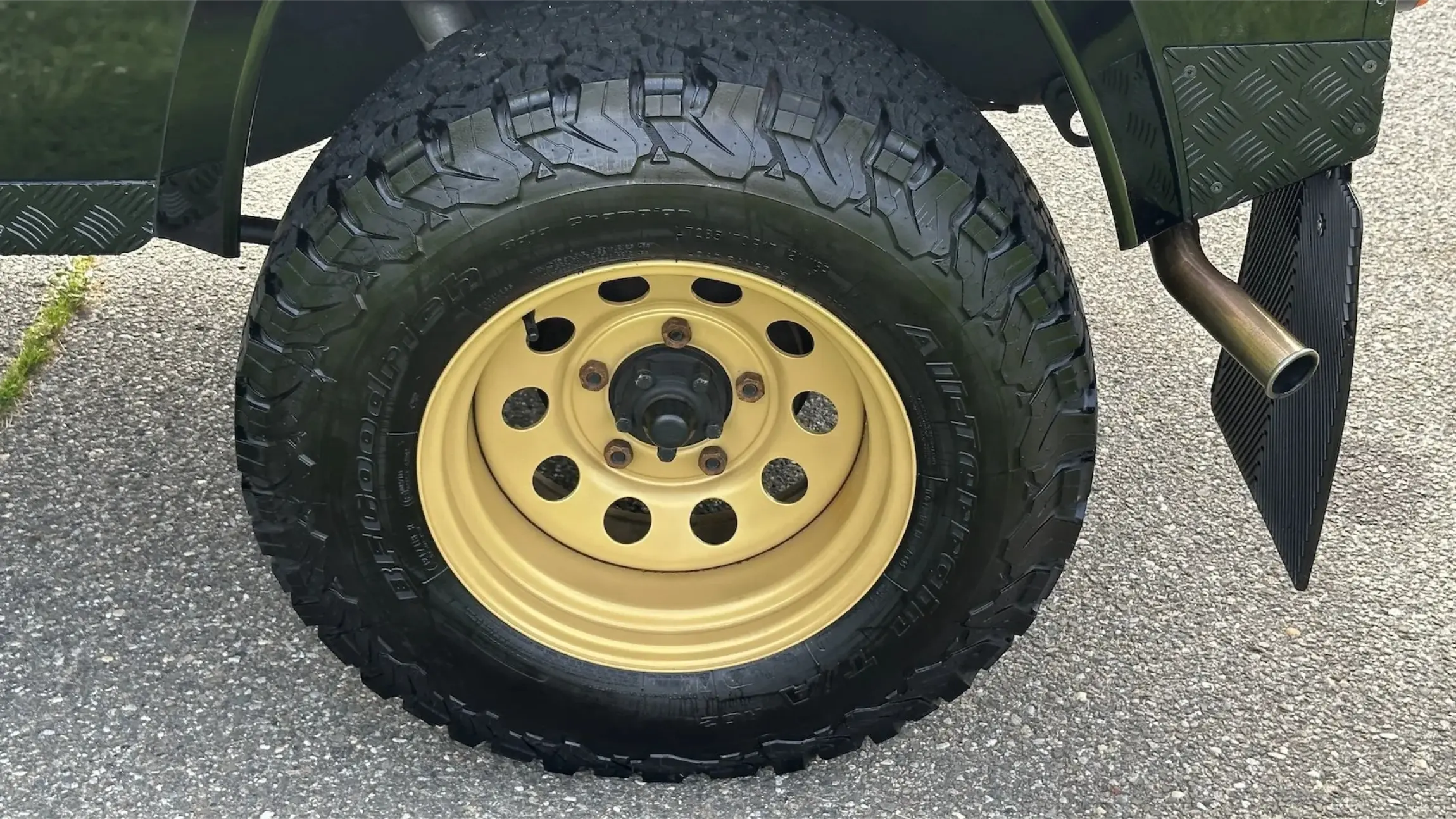 1990-land-rover-defender-90-for-sale-southampton-ny-48