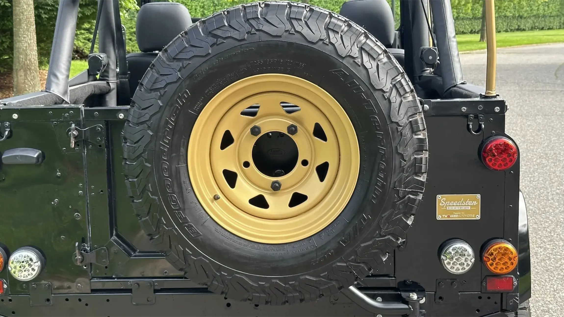 1990-land-rover-defender-90-for-sale-southampton-ny-49