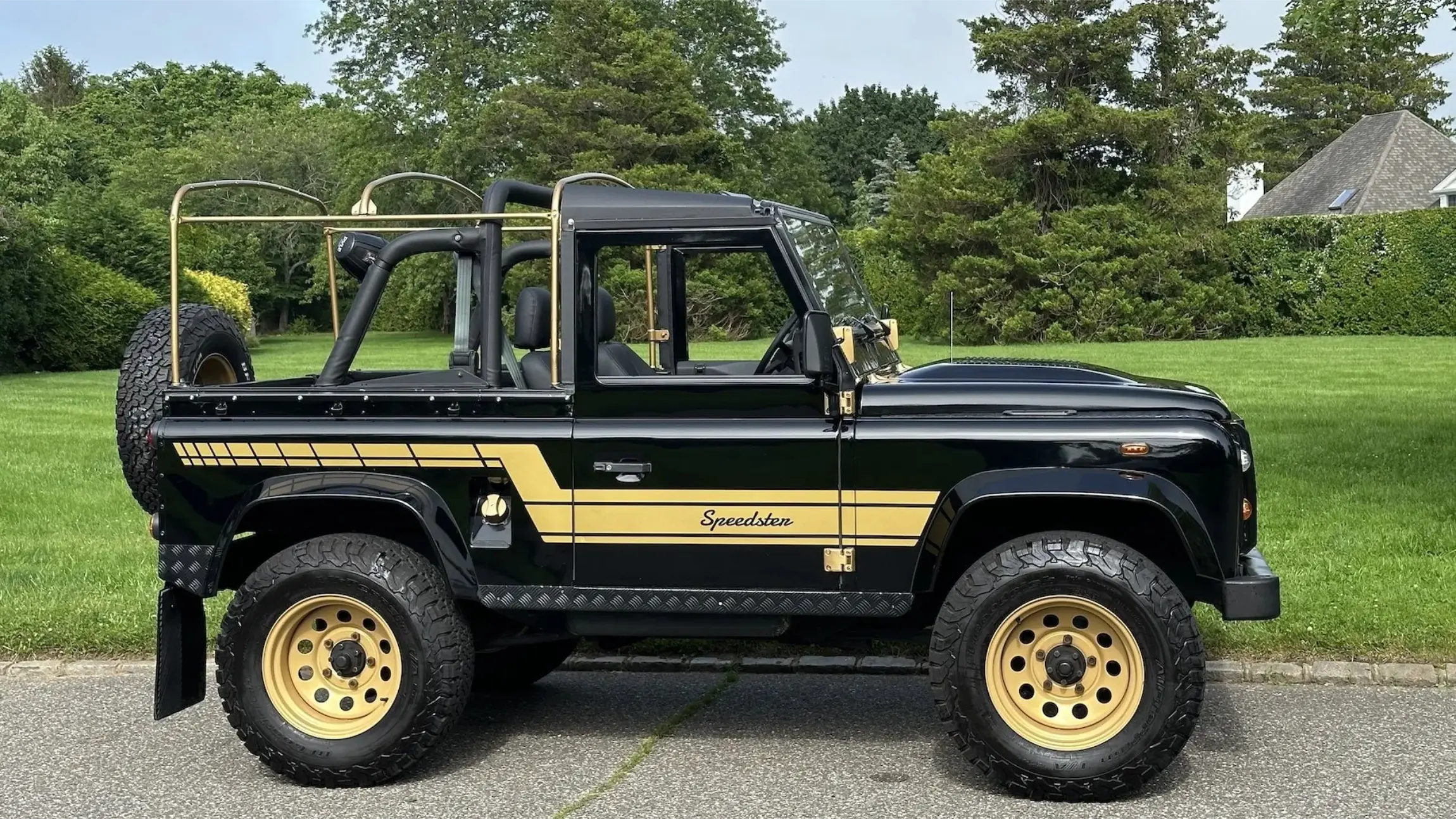 1990-land-rover-defender-90-for-sale-southampton-ny-50