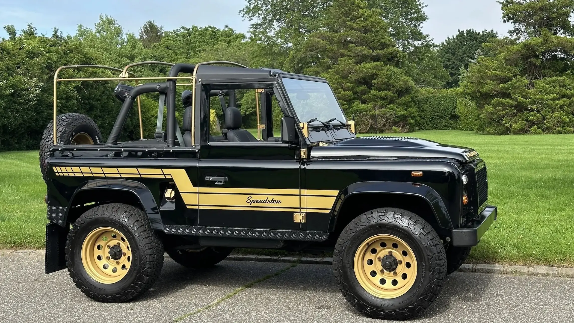 1990-land-rover-defender-90-for-sale-southampton-ny-51