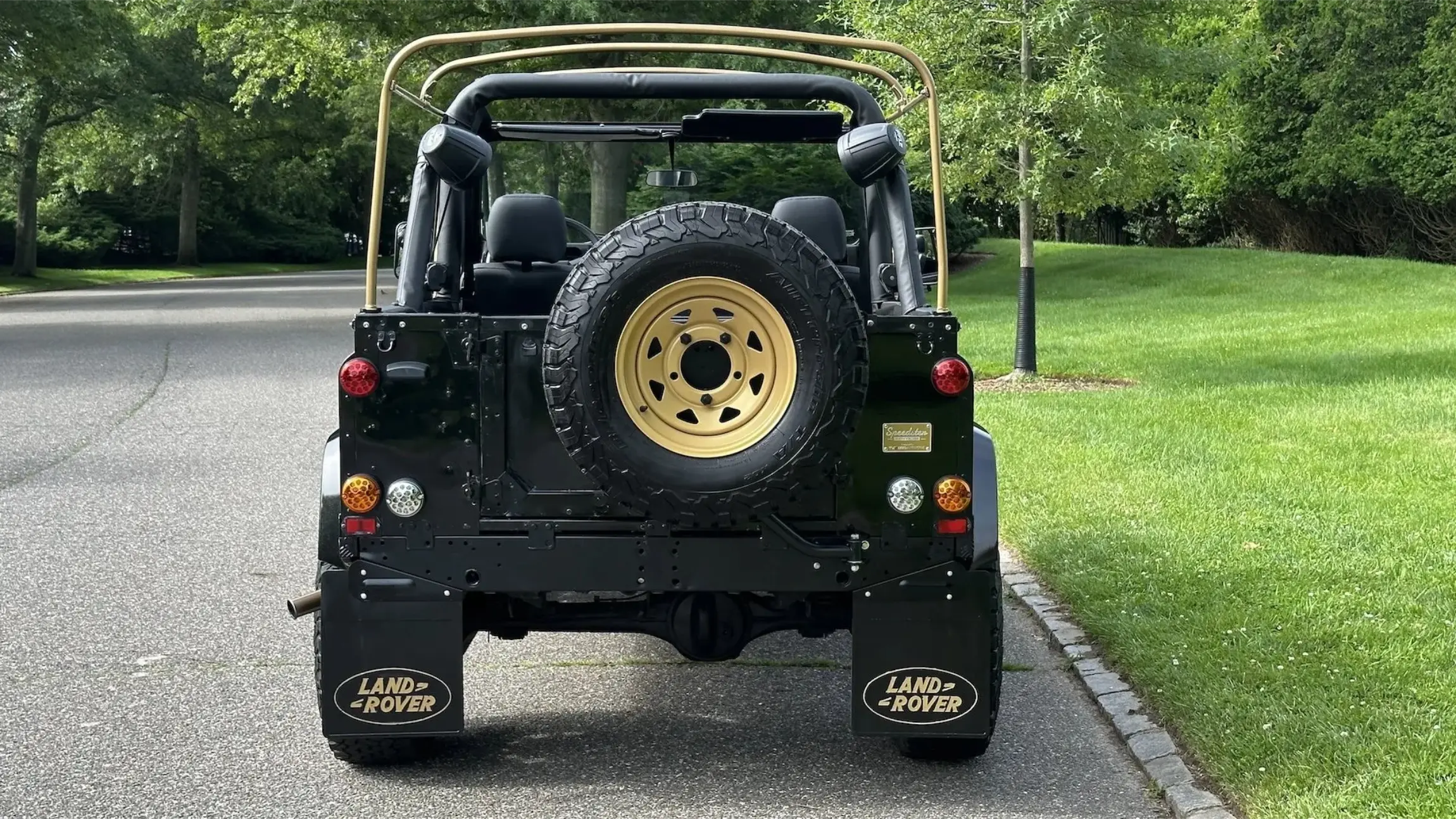 1990-land-rover-defender-90-for-sale-southampton-ny-53