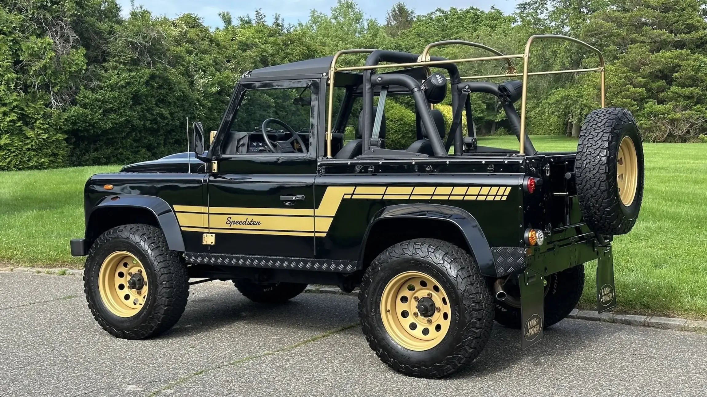 1990-land-rover-defender-90-for-sale-southampton-ny-56