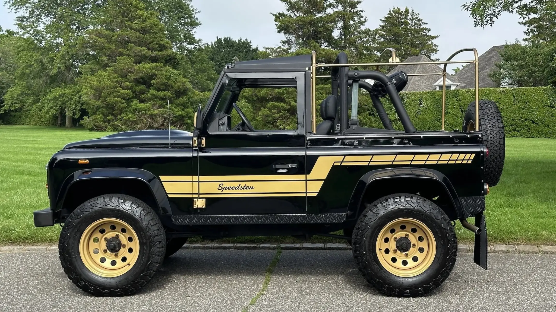 1990-land-rover-defender-90-for-sale-southampton-ny-57