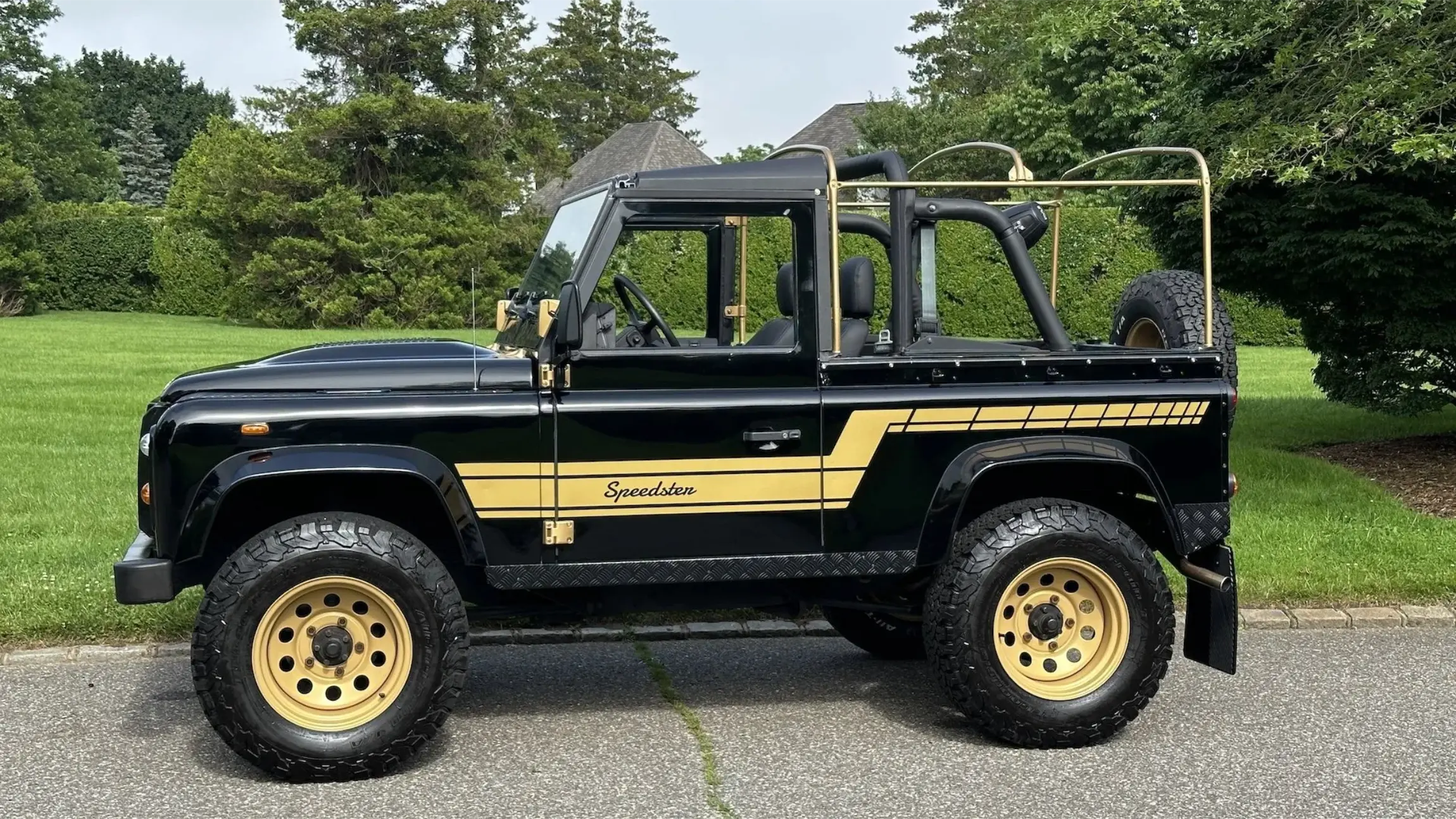 1990-land-rover-defender-90-for-sale-southampton-ny-67