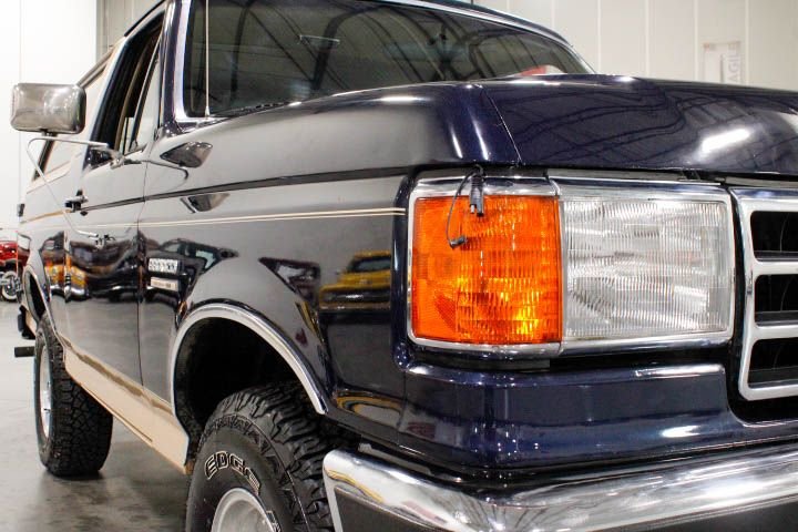 1991-ford-bronco-eddie-bauer-edition (12)