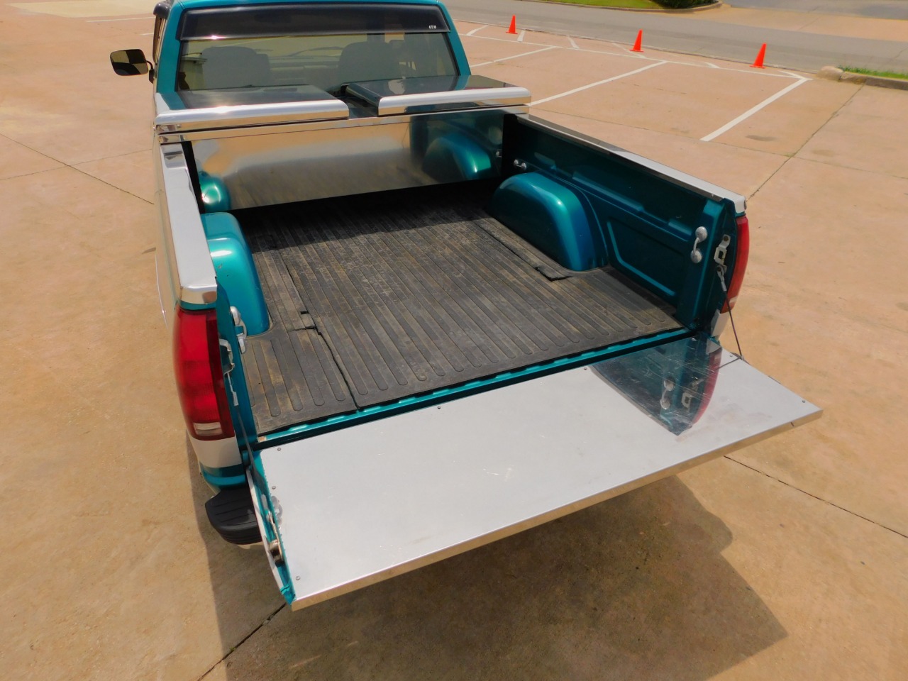 1993-chevrolet-silverado-for-sale-38