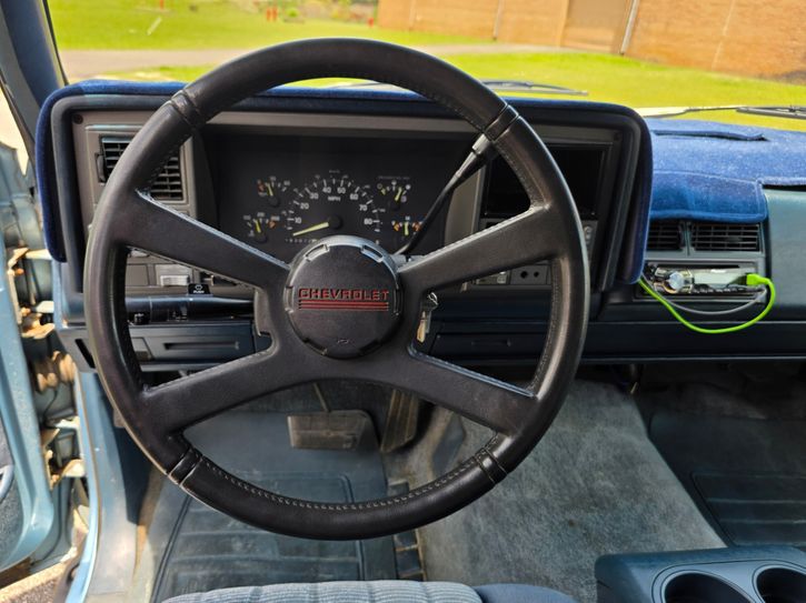 1993-chevrolet-suburban-c1500-hope-mills-nc-for-sale-13