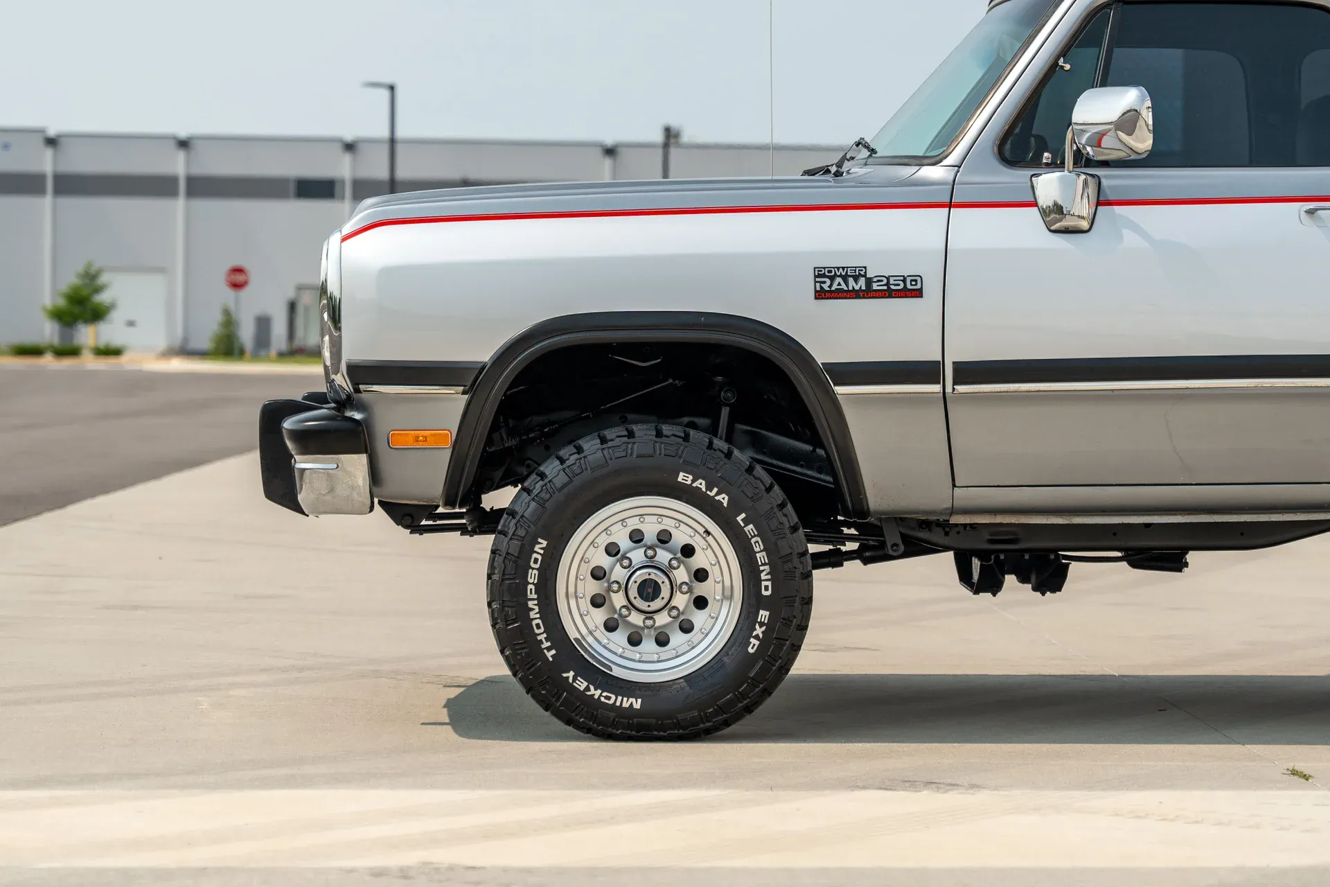 1993-dodge-d250-w250-club-cab-149-wb-4wd (17)